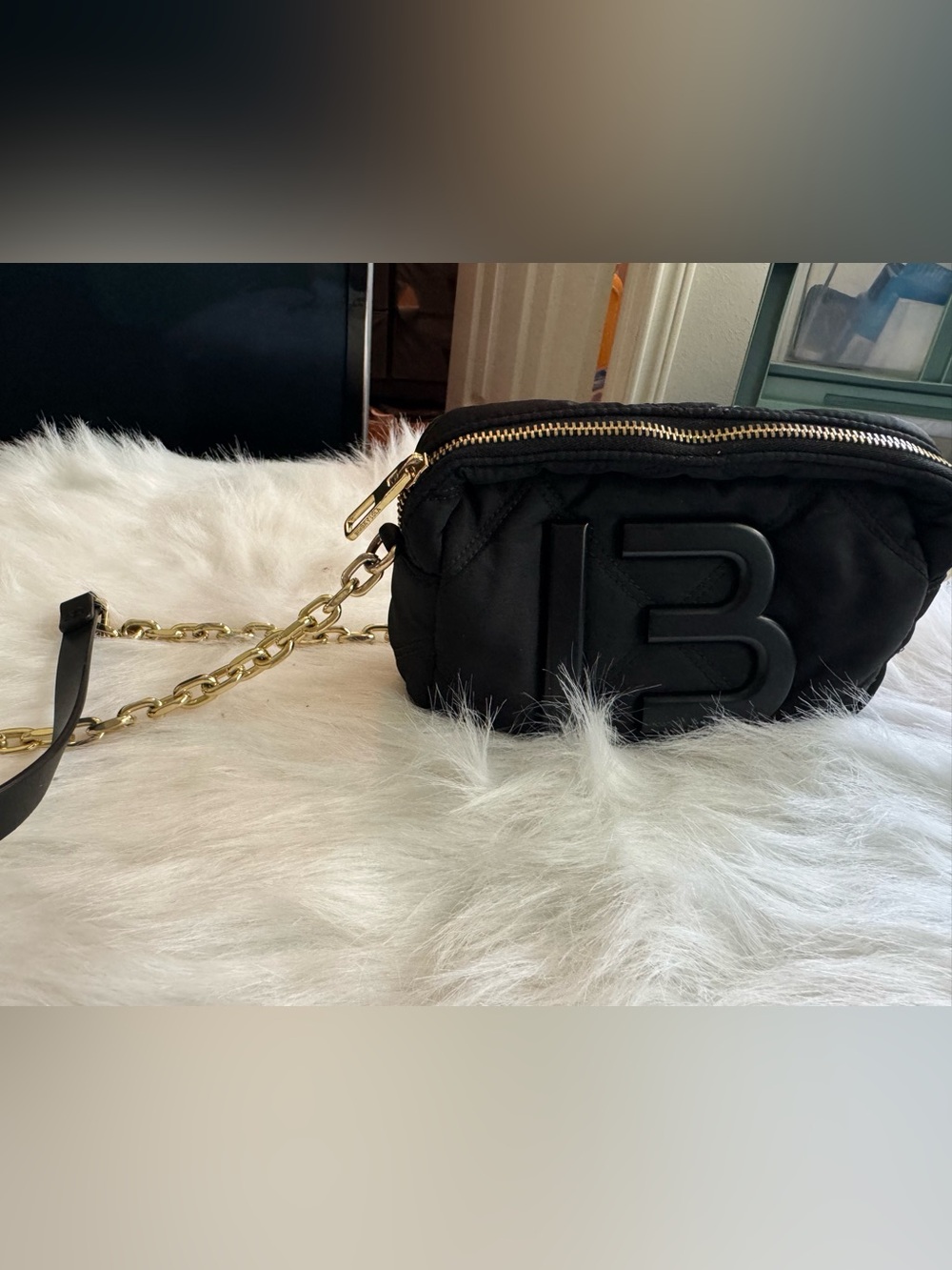 Black Quilted Crossbody Bag with Gold Chain Strap BIMBA y LOLA